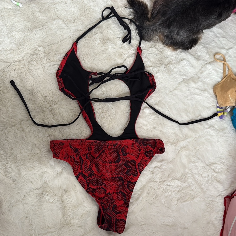 Red Snake Print Cutout Swimsuit - Picture 4 of 4